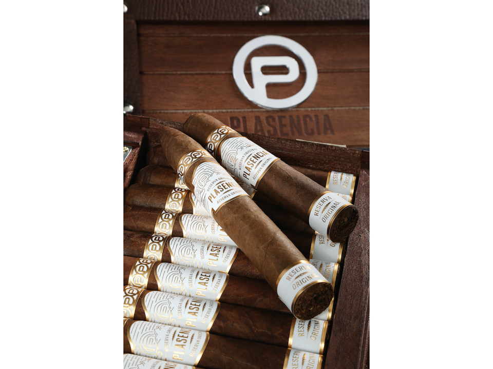 Plasencia Reserva Original Robusto Zigarre Kiste Stimmung