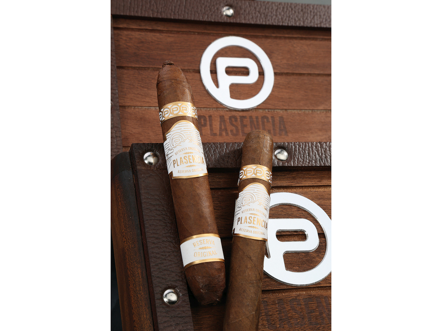 Plasencia Reserva Original Robusto Zigarre Kiste Stimmung